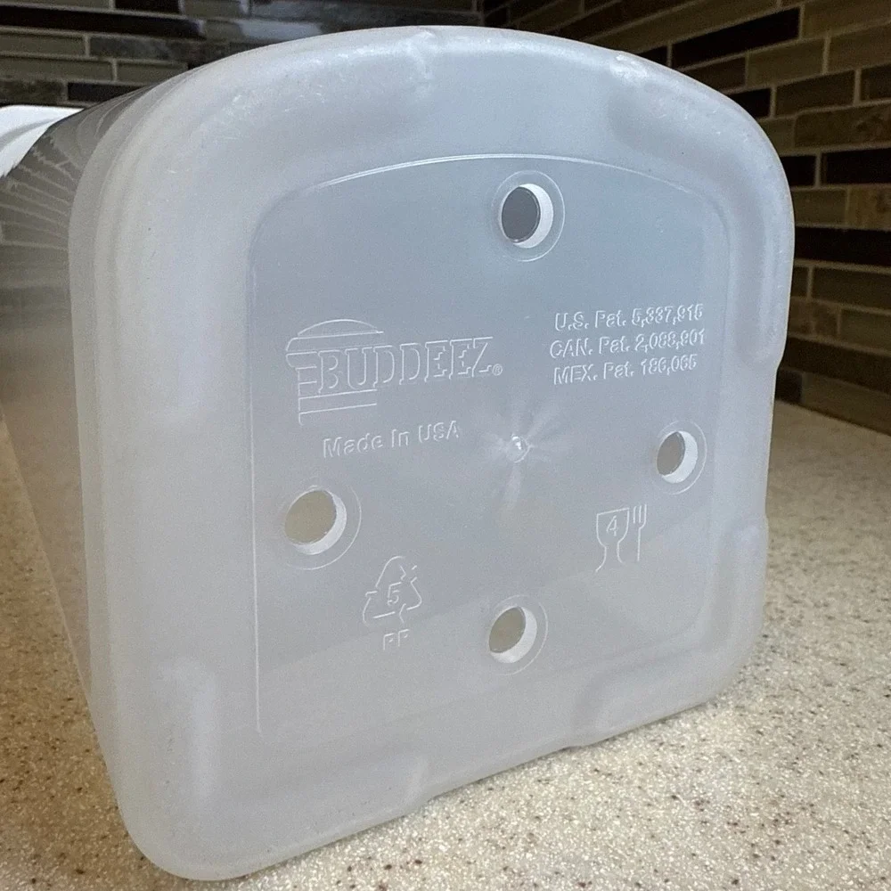 Vintage Buddeez Sandwich Bread Buddy Dispenser Clear Plastic Bread Box Container